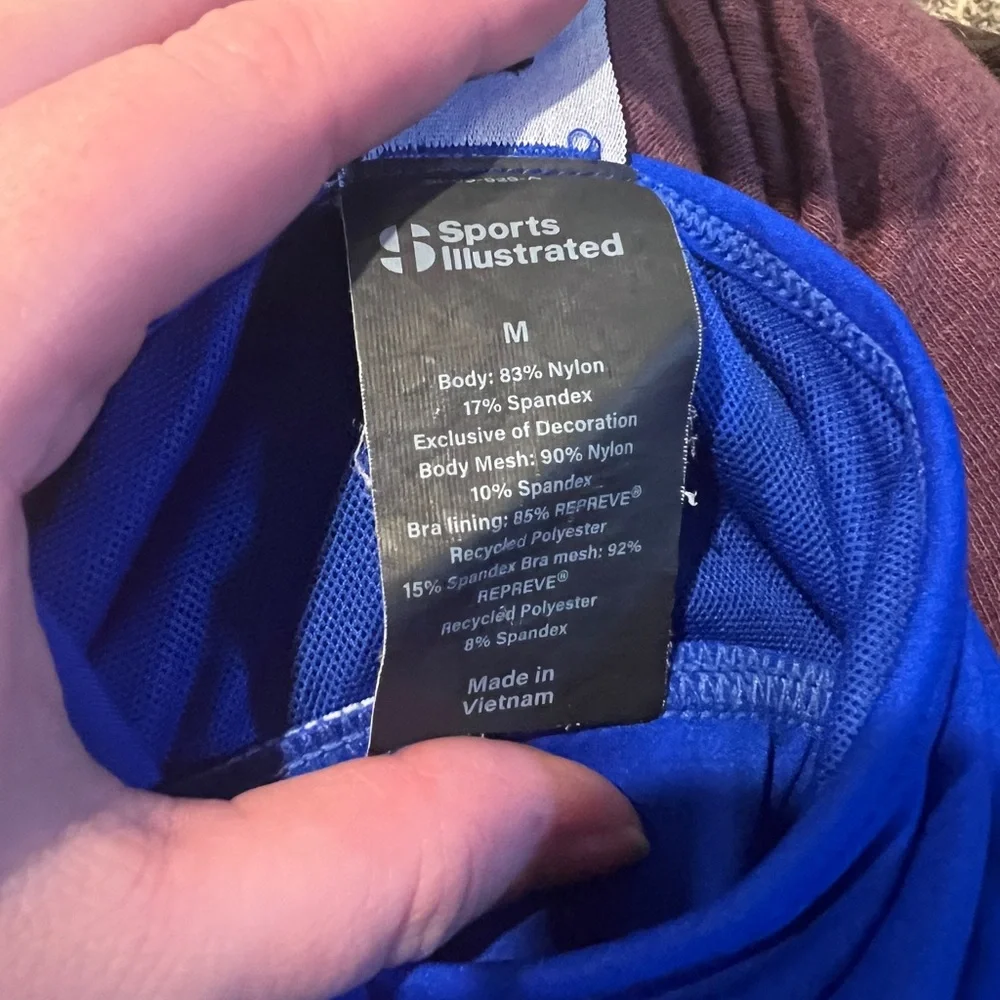 Nike/UnderArmer/miscellanies   Sports Bra Bundle s/m - Picture 3 of 7